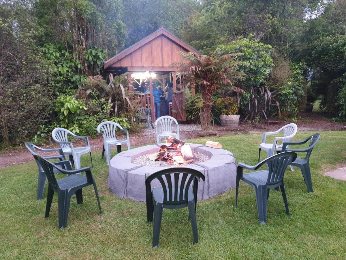 Lake Brunner Country Motel & Holiday Park Moana Ngoại thất bức ảnh